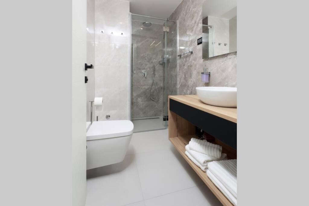 Marena - Trees To Seas Luxury Escape Apartment Opatija Luaran gambar