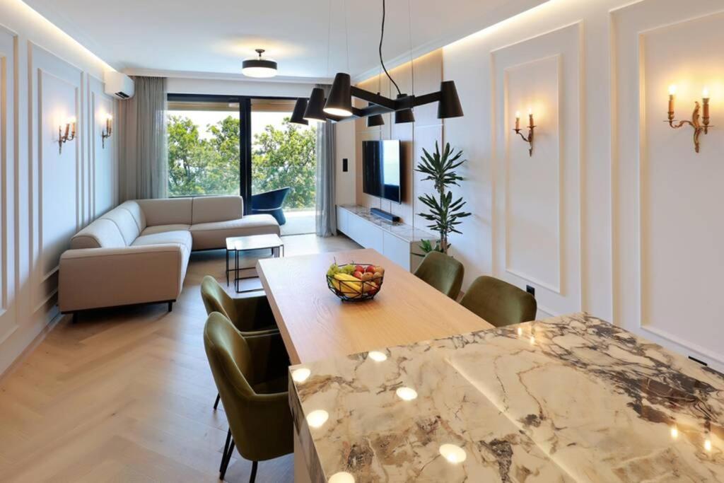 Marena - Trees To Seas Luxury Escape Apartment Opatija Luaran gambar